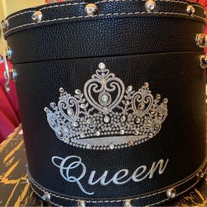 Crown case
